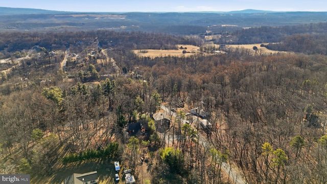 101 DELAWARE TRL, Winchester, VA 22602