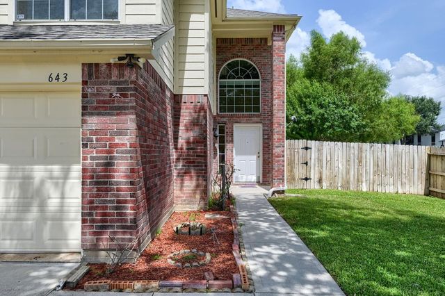 643 Meadow Knoll Drive, Stafford, TX 77477