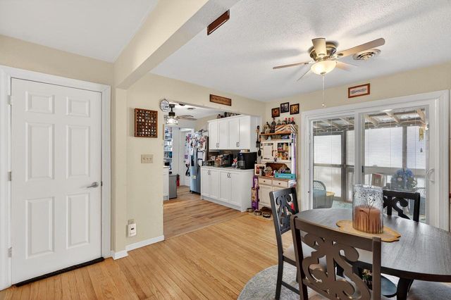 11825 W Rainbow AVENUE, West Allis, WI 53214