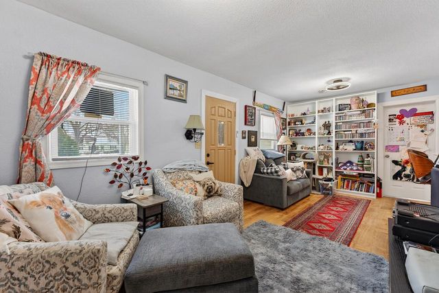 11825 W Rainbow AVENUE, West Allis, WI 53214