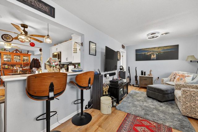 11825 W Rainbow AVENUE, West Allis, WI 53214