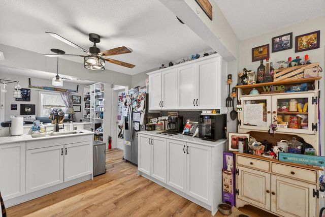 11825 W Rainbow AVENUE, West Allis, WI 53214