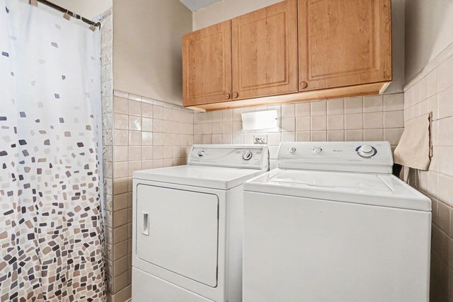 13124 Forestview Lane, Crestwood, IL 60418