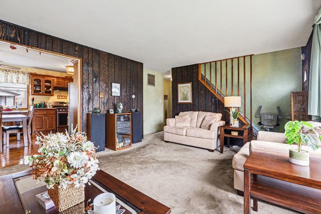 13124 Forestview Lane, Crestwood, IL 60418
