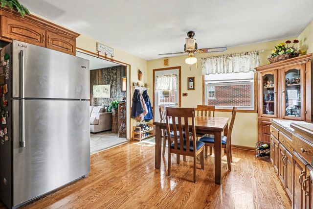 13124 Forestview Lane, Crestwood, IL 60418