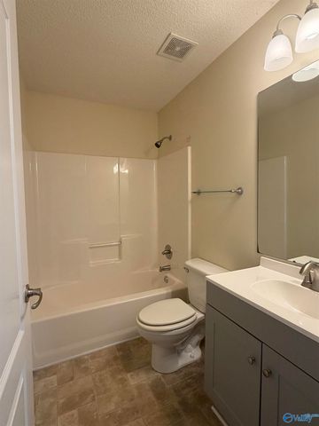 1898 Lowery Road NE, Arab, AL 35016