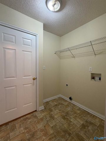 1898 Lowery Road NE, Arab, AL 35016