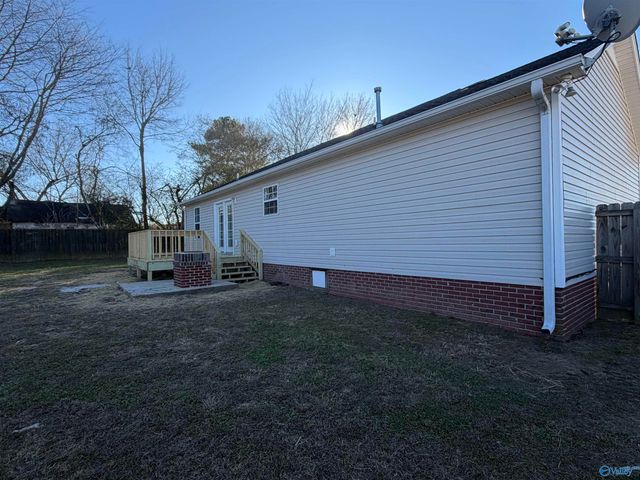 1898 Lowery Road NE, Arab, AL 35016