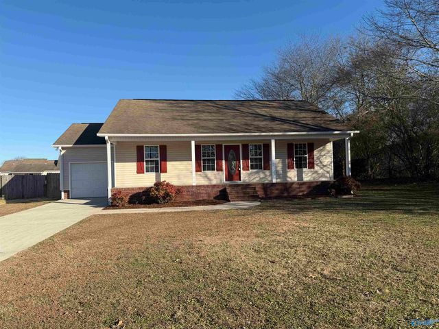 1898 Lowery Road NE, Arab, AL 35016