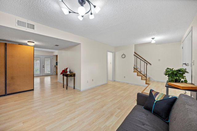 10831 Sandpiper Drive 188, Houston, TX 77096