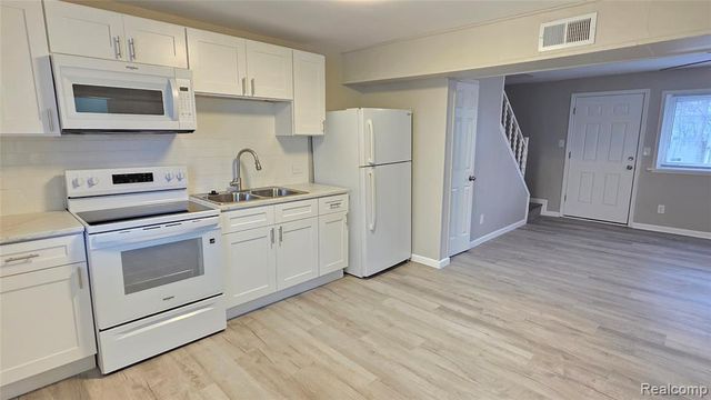33507 Berville Court, Westland, MI 48186