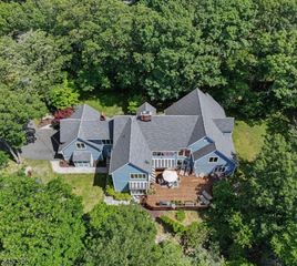 738 Ridge Rd, Kinnelon Boro, NJ 07405