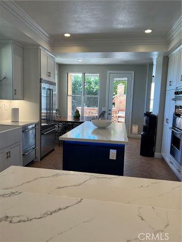 7420 Cliffside Court, West Hills (los Angeles), CA 91307