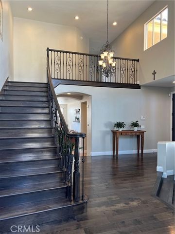 7420 Cliffside Court, West Hills (los Angeles), CA 91307