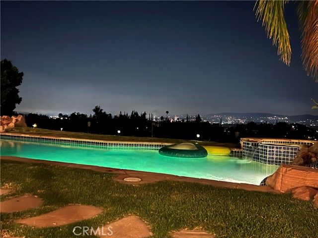 7420 Cliffside Court, West Hills (los Angeles), CA 91307