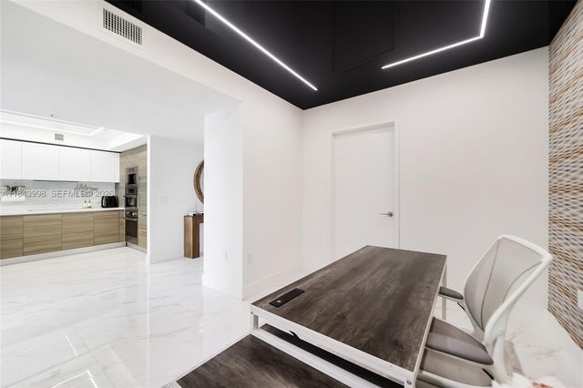 300 Sunny Isles Boulevard 42203, Sunny Isles Beach, FL 33160