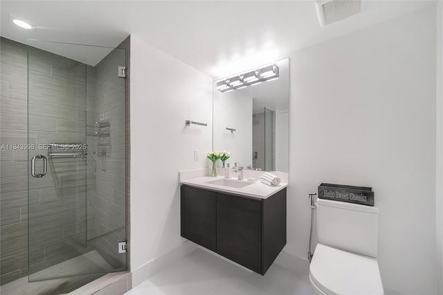 300 Sunny Isles Boulevard 42203, Sunny Isles Beach, FL 33160