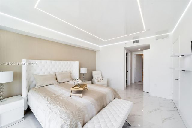 300 Sunny Isles Boulevard 42203, Sunny Isles Beach, FL 33160