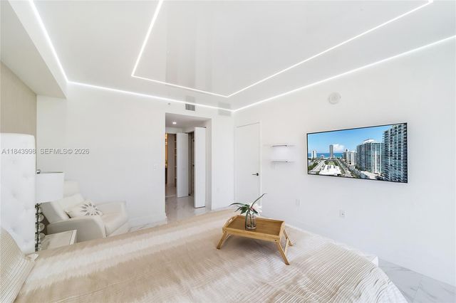 300 Sunny Isles Boulevard 42203, Sunny Isles Beach, FL 33160