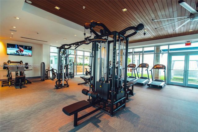 300 Sunny Isles Boulevard 42203, Sunny Isles Beach, FL 33160