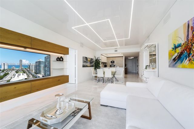 300 Sunny Isles Boulevard 42203, Sunny Isles Beach, FL 33160