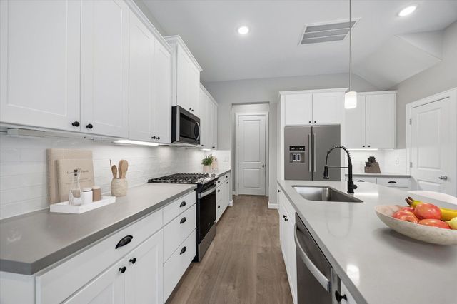 5206 Amber Sunrise Drive, Houston, TX 77018