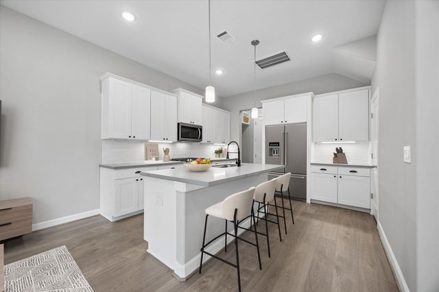 5206 Amber Sunrise Drive, Houston, TX 77018