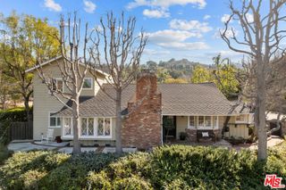 3734 Loadstone Drive, Sherman Oaks, CA 91403