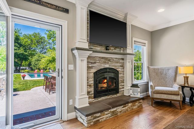 44 Merritts Path, Rocky Point, NY 11778