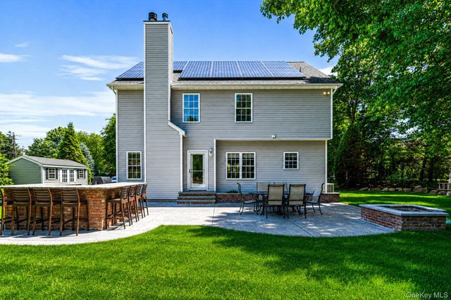 44 Merritts Path, Rocky Point, NY 11778
