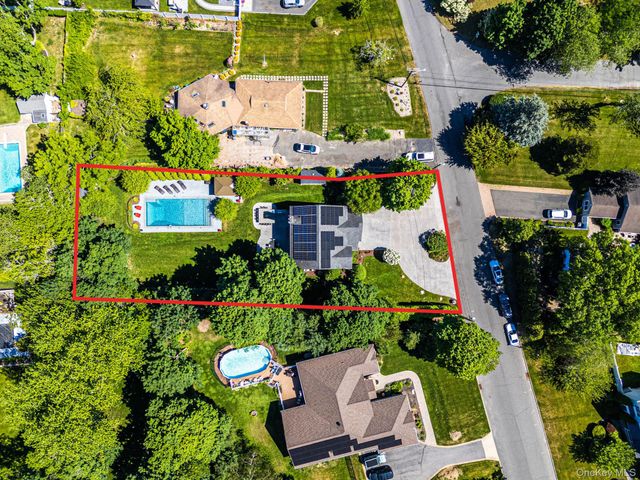 44 Merritts Path, Rocky Point, NY 11778