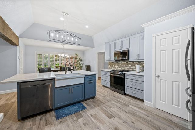16 Ranchwood Lane, Dayton, TX 77535