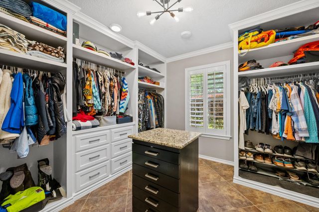16 Ranchwood Lane, Dayton, TX 77535