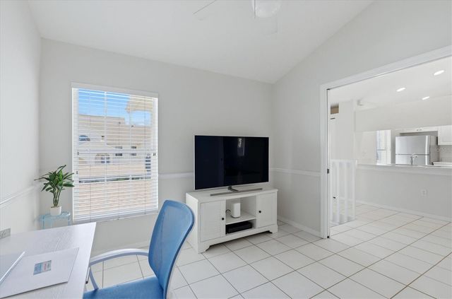 4205 CASTLEBRIDGE LANE 1120, Sarasota, FL 34238