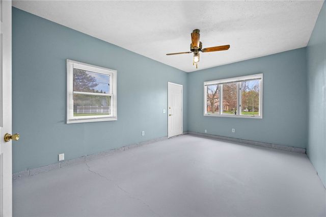 1 Brandywine Lane, Brighton, NY 14618