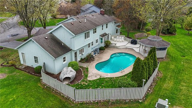 1 Brandywine Lane, Brighton, NY 14618