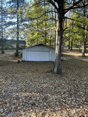 309 Stella Ave, Lawrenceburg, TN 38464