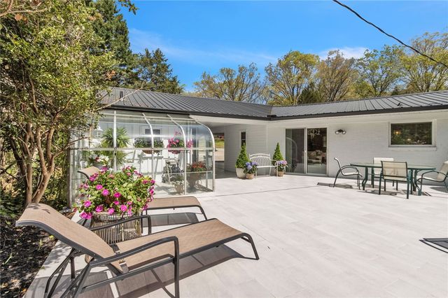 405 Playground Road, Walhalla, SC 29691