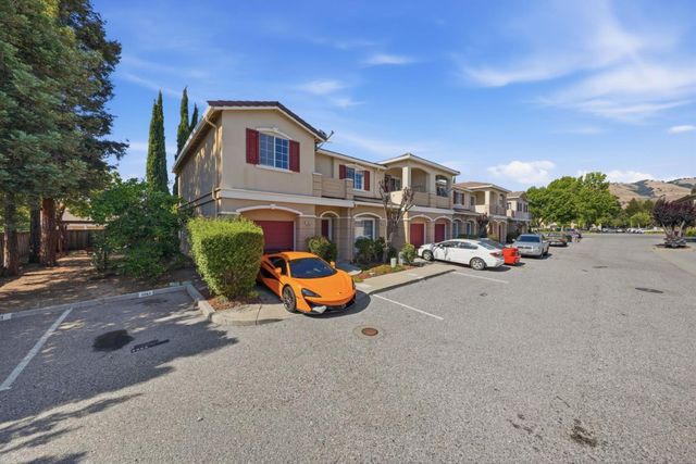 2963 Quest Lane, San Jose, CA 95148