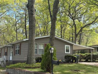 525/78 Riverleigh Ave, Riverhead, NY 11901