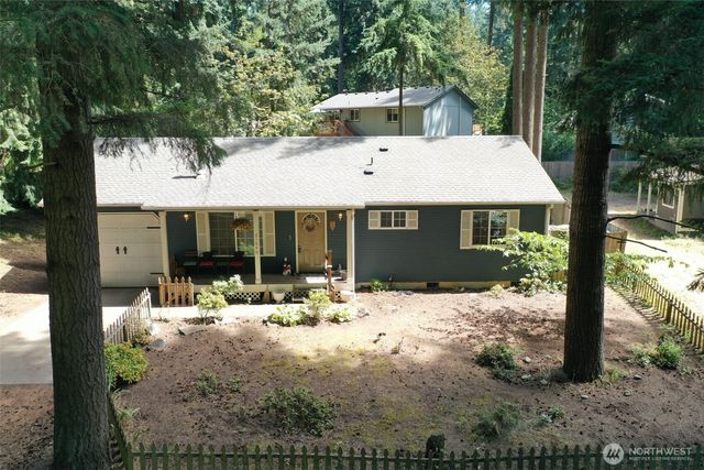 21640 N Clear Lake Blvd SE, Yelm, WA 98597