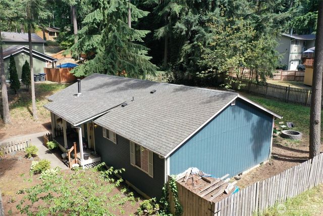 21640 N Clear Lake Blvd SE, Yelm, WA 98597