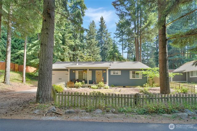 21640 N Clear Lake Blvd SE, Yelm, WA 98597