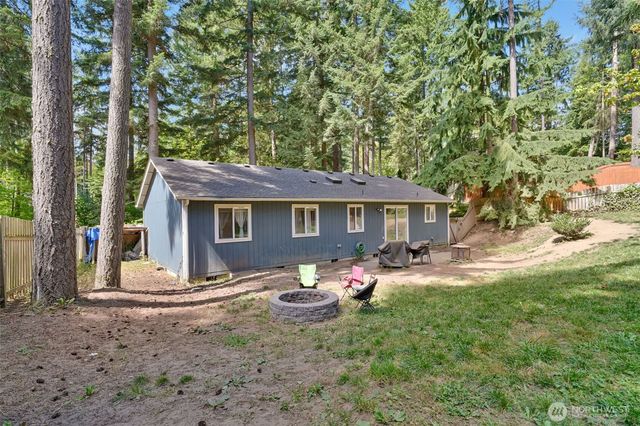 21640 N Clear Lake Blvd SE, Yelm, WA 98597
