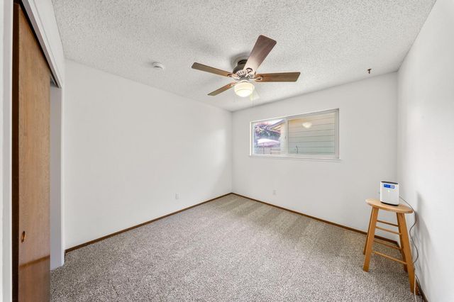 1404 Pepperwood Dr, Modesto, CA 95350