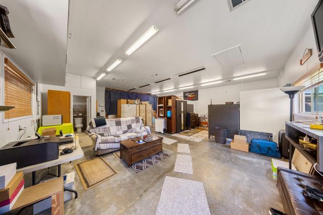 1404 Pepperwood Dr, Modesto, CA 95350