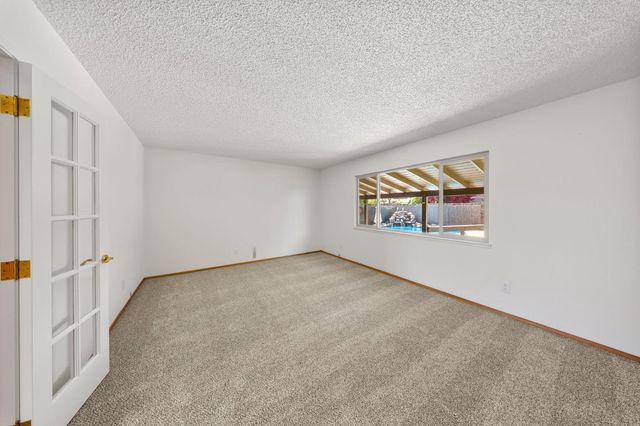 1404 Pepperwood Dr, Modesto, CA 95350