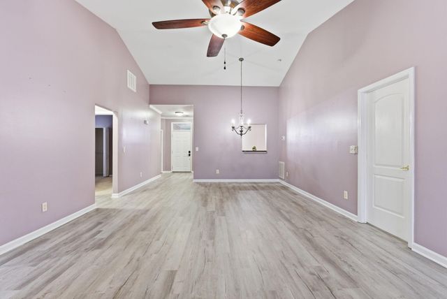 111 Whitman Way, Georgetown, KY 40324