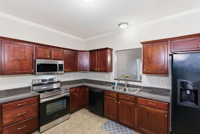 111 Whitman Way, Georgetown, KY 40324