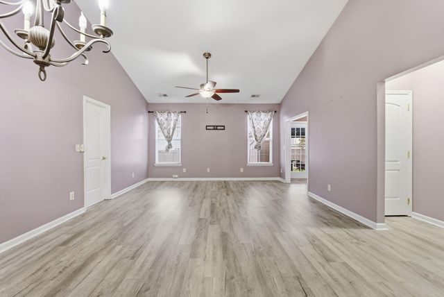 111 Whitman Way, Georgetown, KY 40324